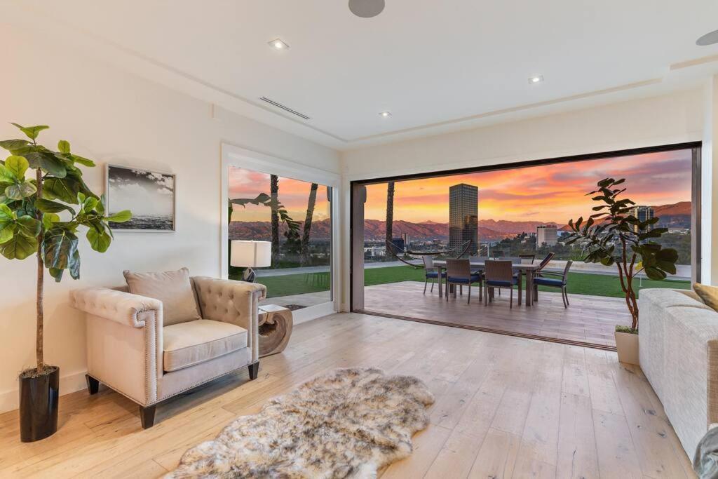 Villa With Incredible Views ลอสแอนเจลิส ภายนอก รูปภาพ