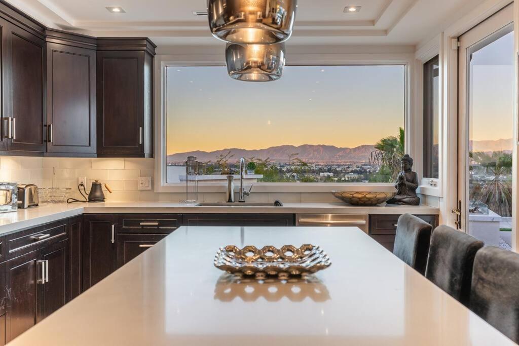 Villa With Incredible Views ลอสแอนเจลิส ภายนอก รูปภาพ